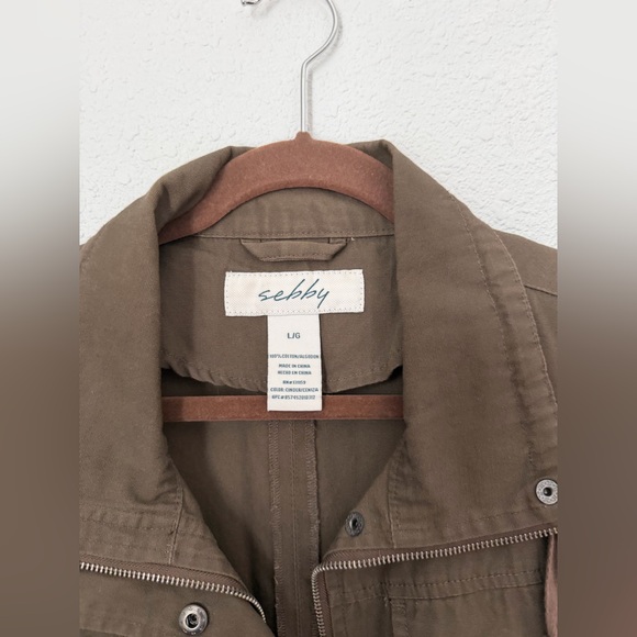 Sebby Utility Vest - Picture 2 of 4